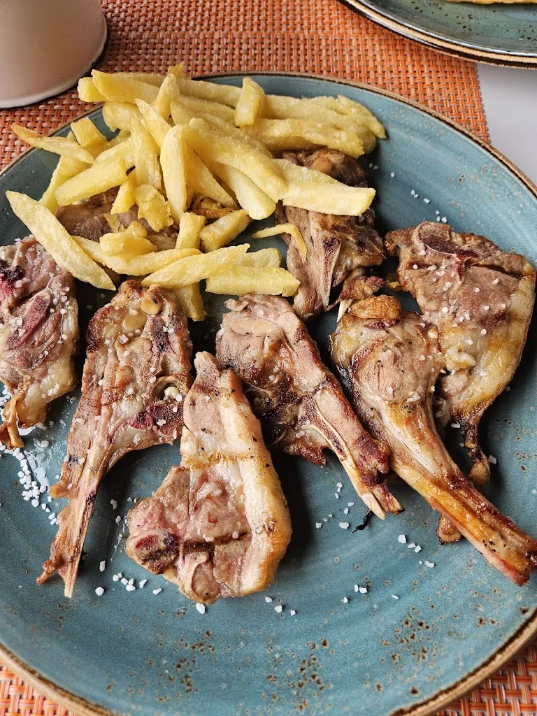 Monika Pisankaneva_Restaurante Amairu 13_Basaburua_review