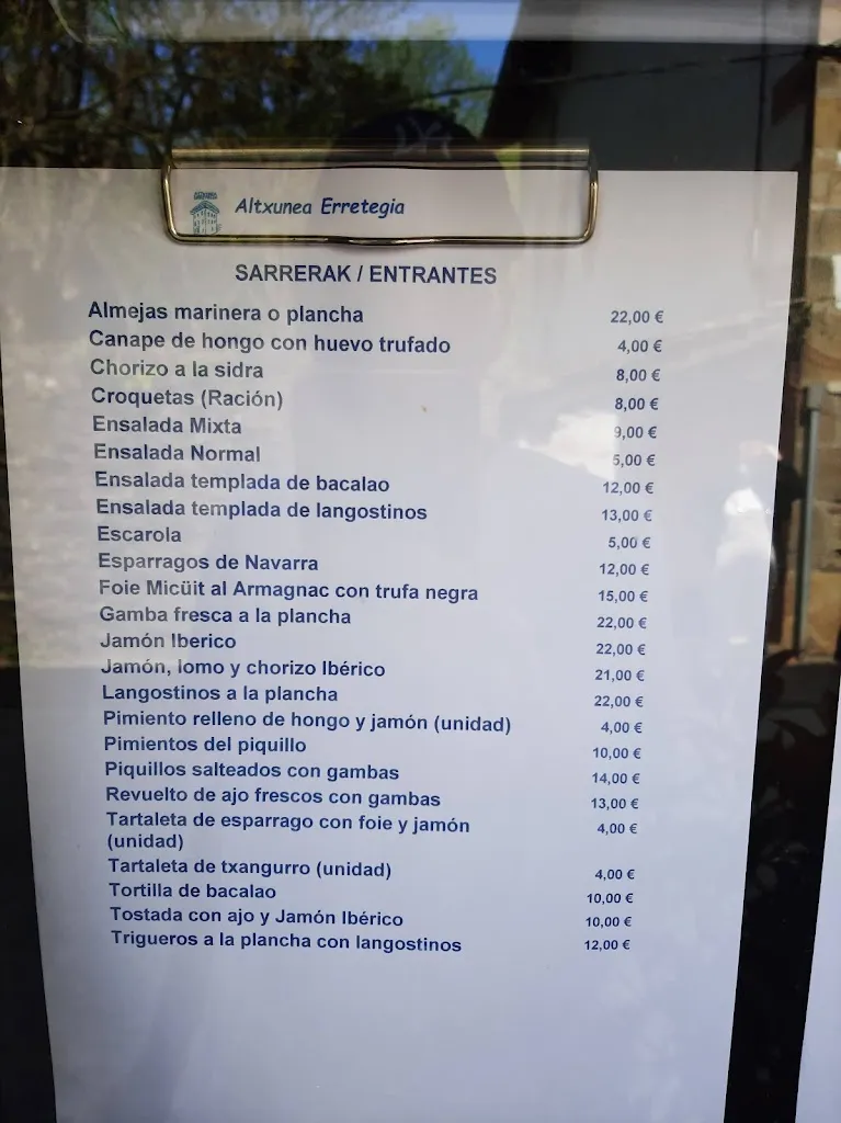Menu_Altxunearen lagunak_Basaburua_image_1