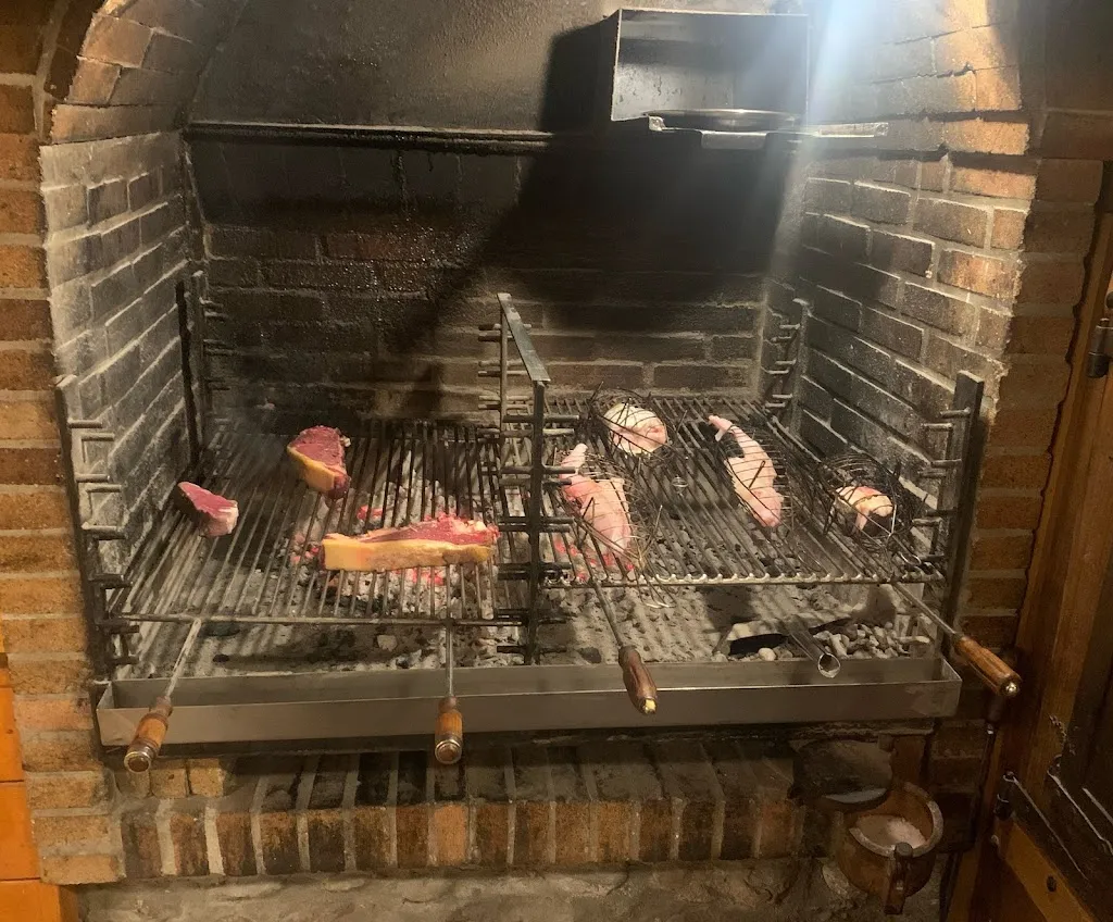 Gustavo L S_Altxunearen lagunak_Basaburua_review