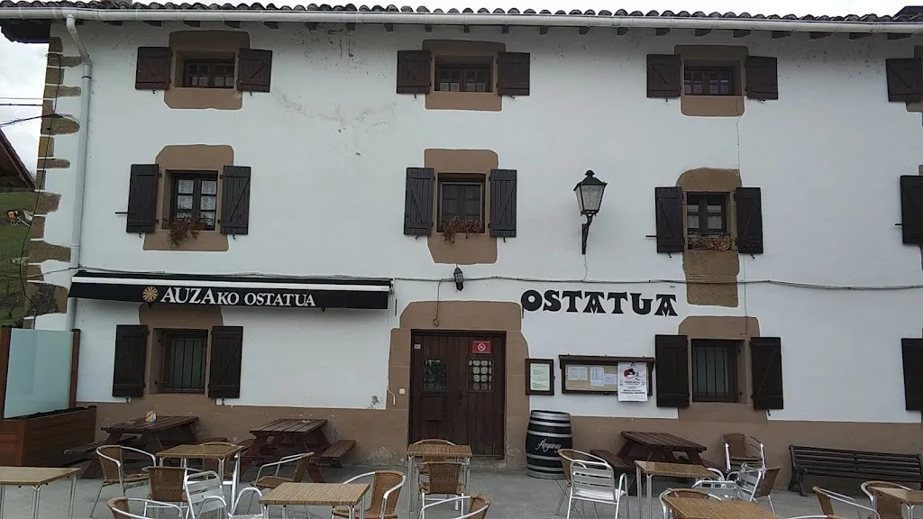 Auzako ostatua restaurant in Basaburua