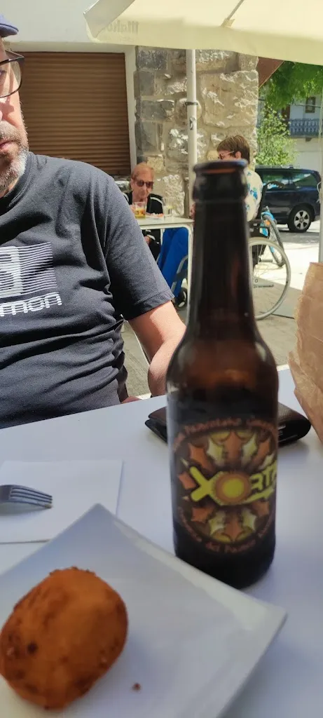 Menu_Bar Zati Berri_Burgui/Burgi_immagine_1