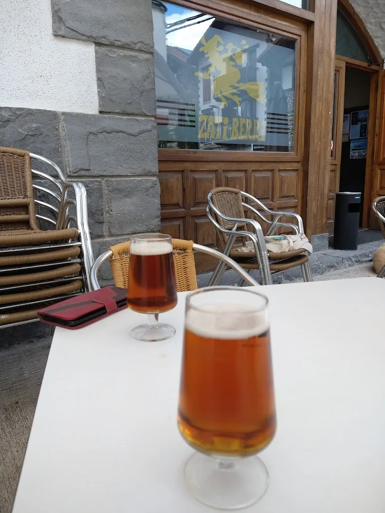 Menu_Bar Zati Berri_Burgui/Burgi_immagine_5