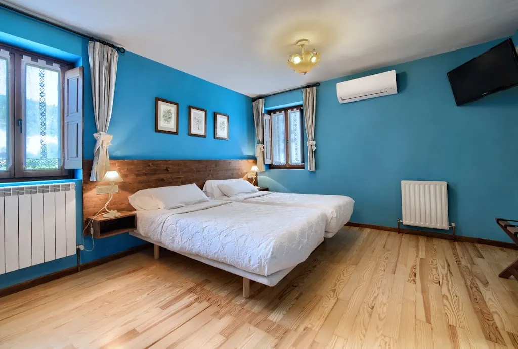 El almadiero_Burgui/Burgi_slider_image_3