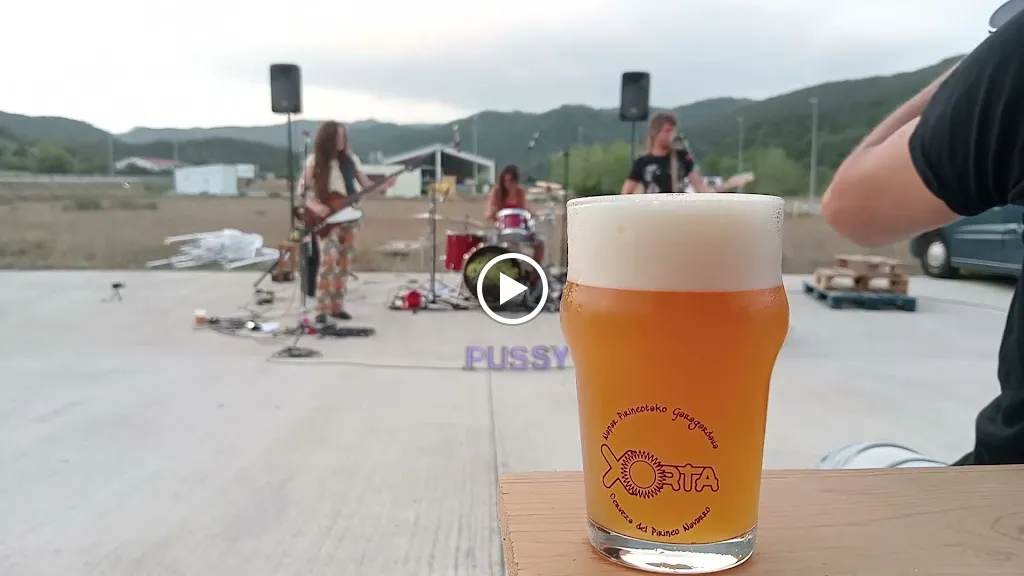 Cervecería XORTA_Burgui/Burgi_slider_image_2