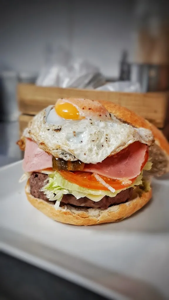 Menu_Bar Triángulos_Cadreita_image_2