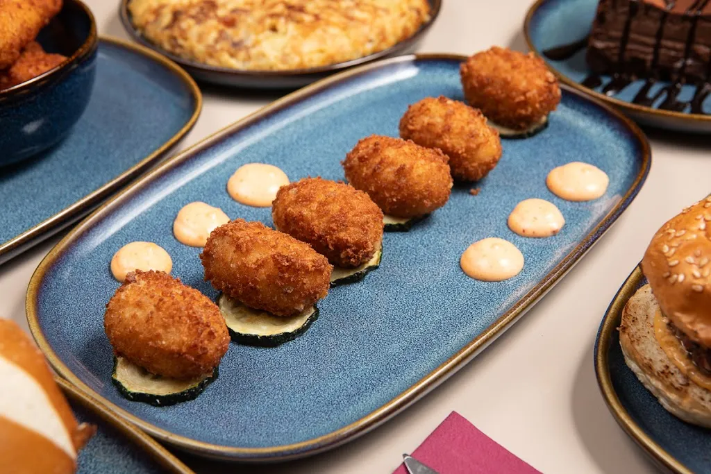 Menü_La Mulata Latina Restobar_Cárcar_Bild_5