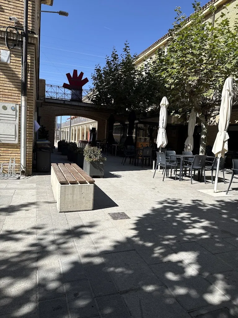 Nadia M_Bar La Gloria_Caparroso_review