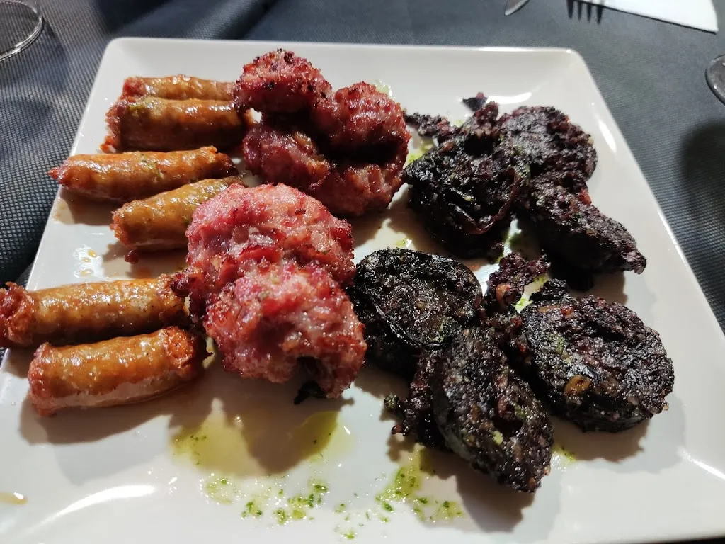 Centro Civico Carcastillo restaurant in Carcastillo