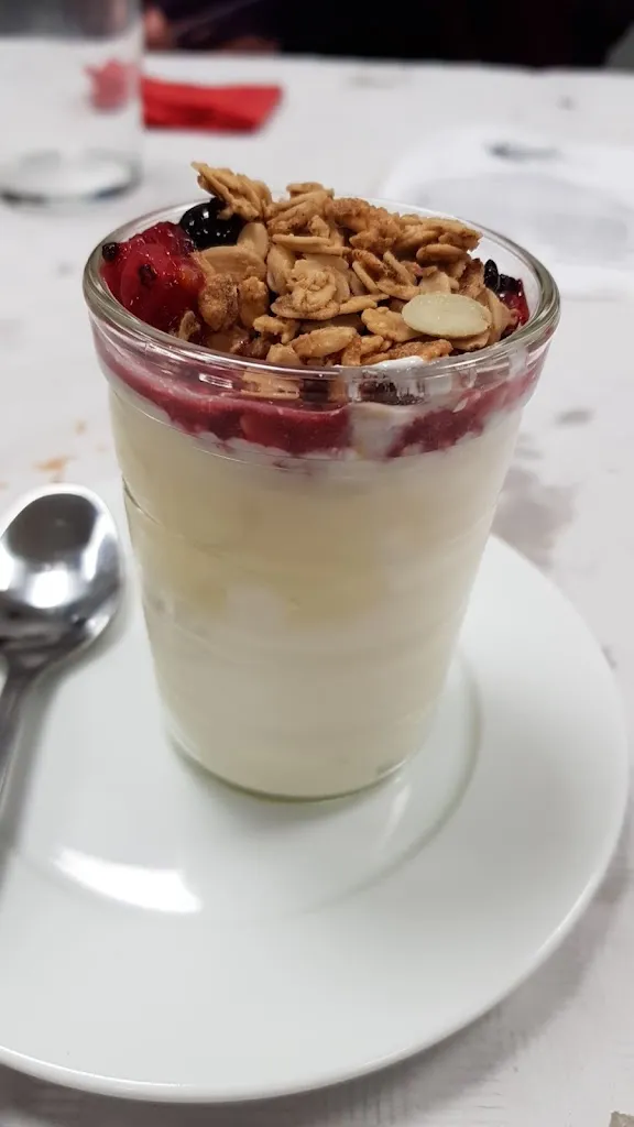 ANA ROSA ORDOÑEZ RUIZ_Paredes_Castejón_review