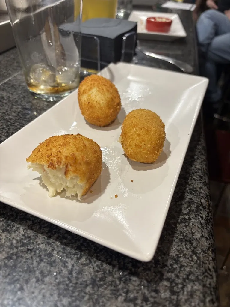 Amadeus Taberna_Burlata_slider_image_3