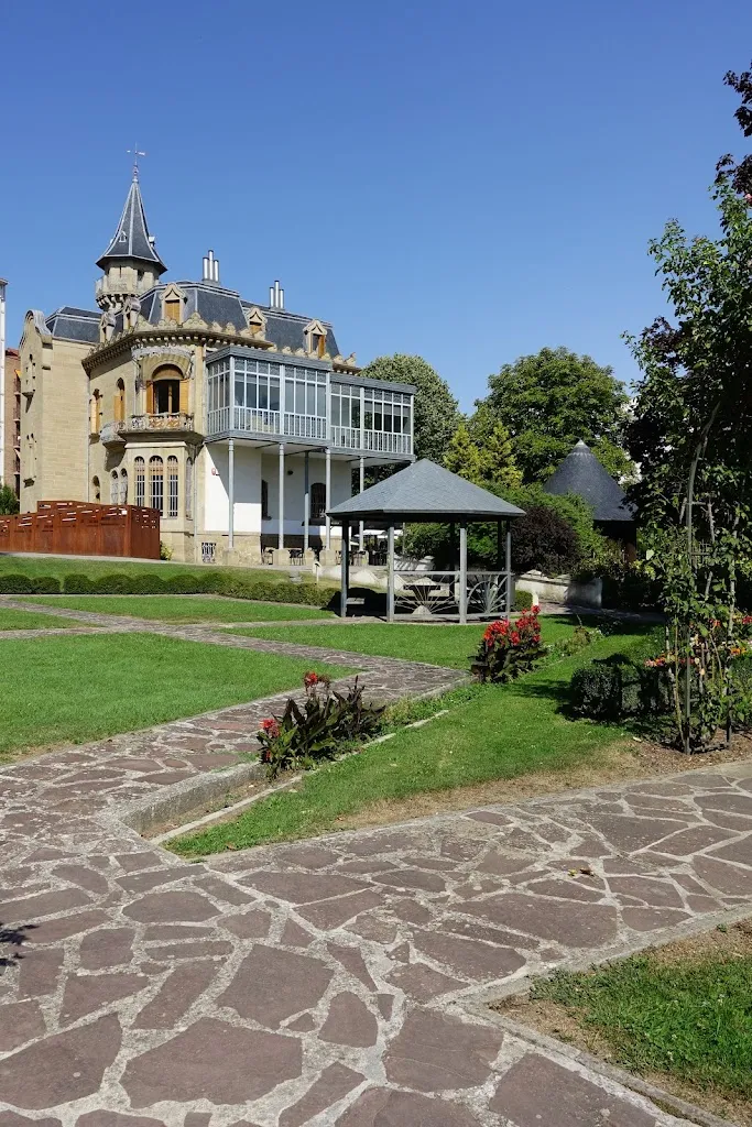 Enrique_Palacete Jauregia_Burlata_review