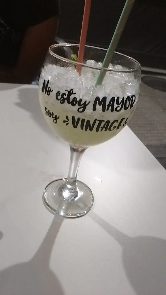 Menu_Bar Infinity_Burlata_image_4