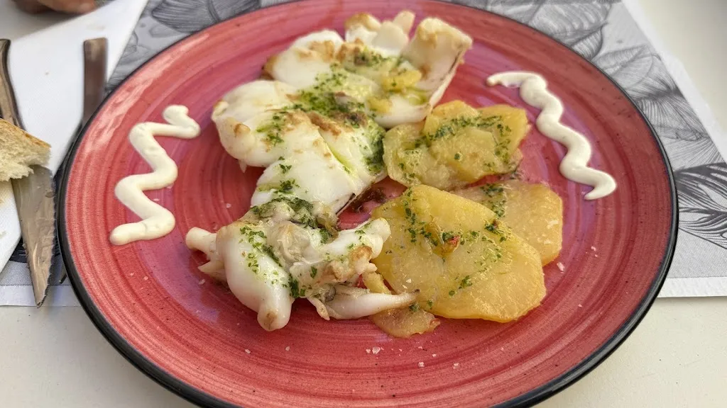 Bar Infinity_Burlata_slider_image_2