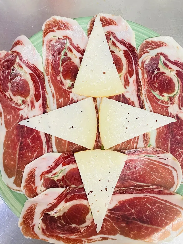 Menu_Txukun Bar_Burlata_image_5