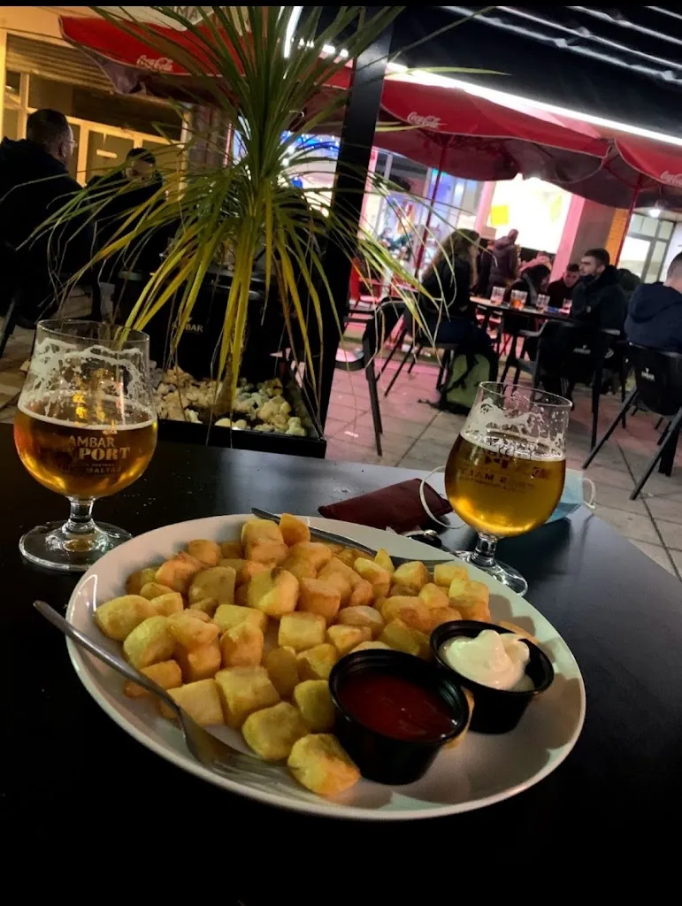 Bar Tolo's_Burlata_slider_image_3