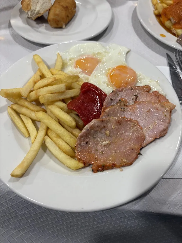 Owen Yang_Bar Etxabe_Burlata_review