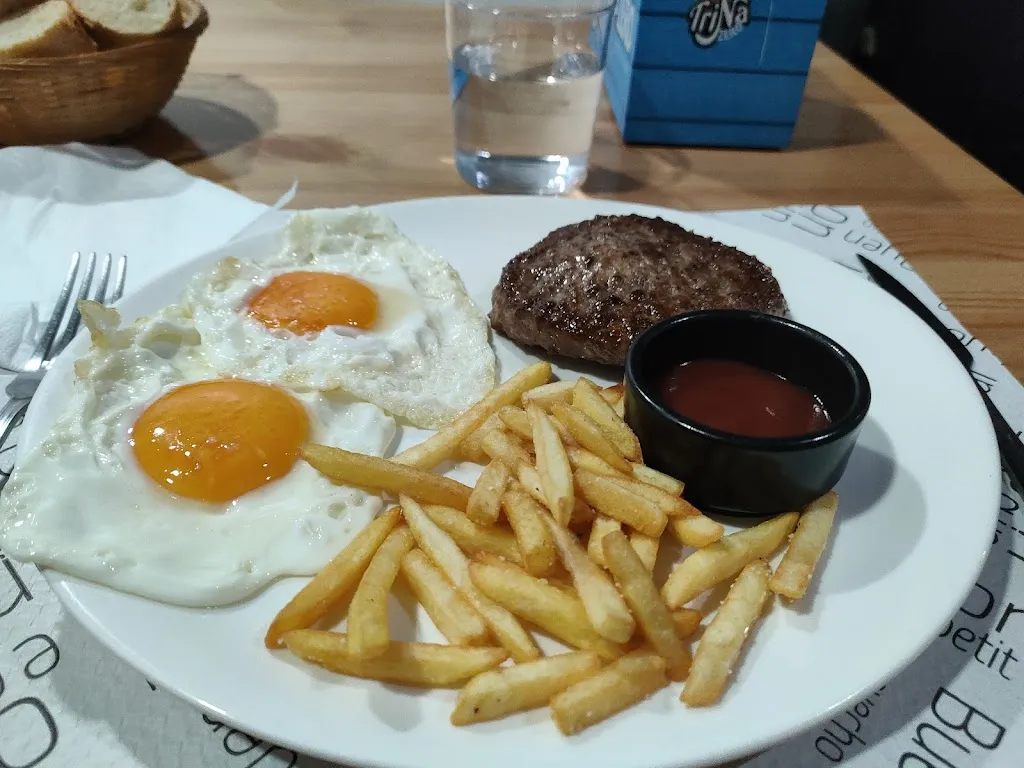 Menu_Bar Hegia_Burlata_image_5