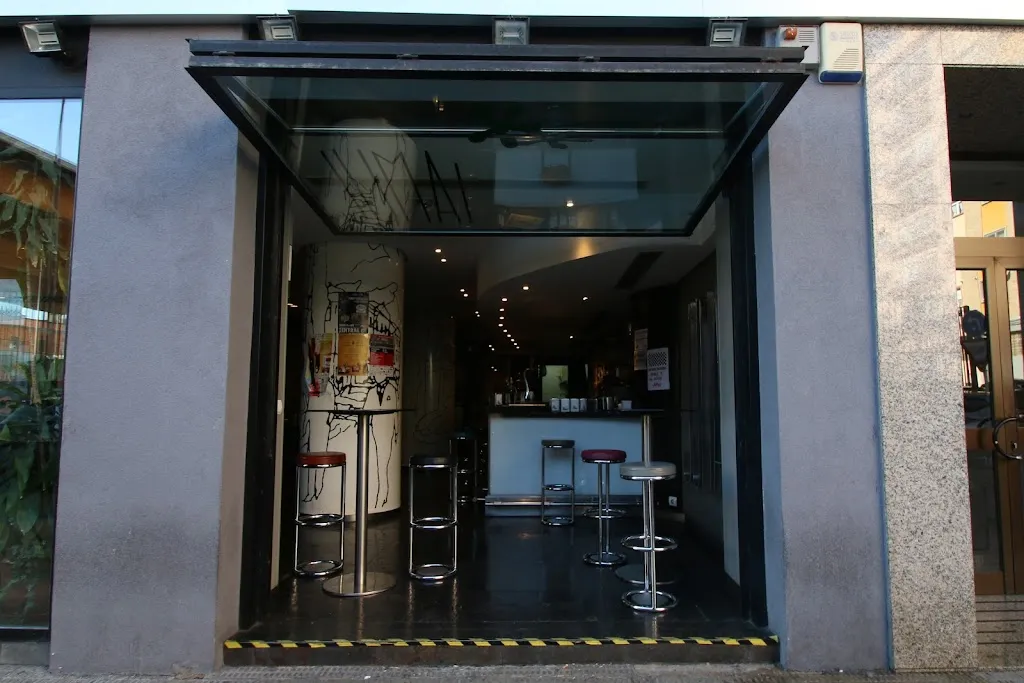 Bar Jumai_Burlata_slider_image_1