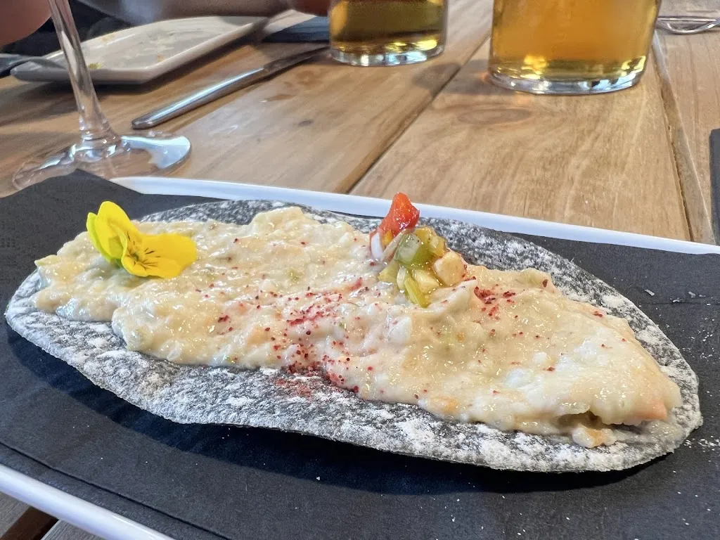 Itziar Almarcegui_GALLETUÉ. Bar Casa Cultura Burlada_Burlata_review