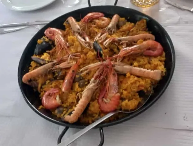 Oscar D.F. _Café Bar Nahia_Burlata_review