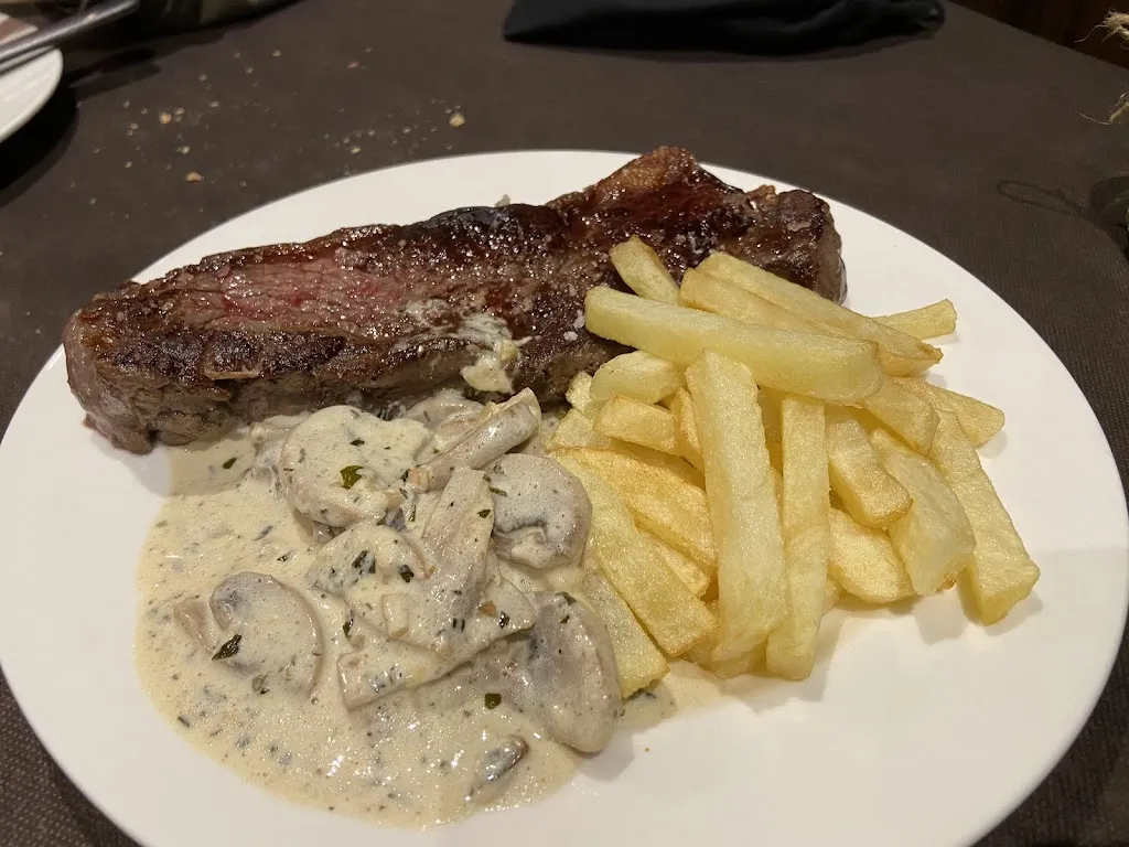 Menu_O Fontán Restaurante_Cabana de Bergantiños_image_7