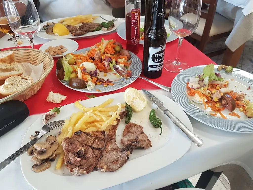 Amador Cafetería, Restaurante, Comidas para llevar. Trabajamos con previo encargos, antes dd las 12:30h._Pilar de la Horadada_slider_image_3