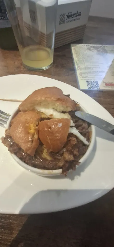 Daniel Dorado Álvarez_Otxoa's Bar_Barañáin_review