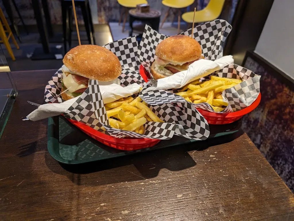 El Trova;_Barañáin_slider_image_3