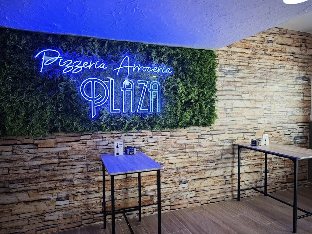 Pizzería Arrocería Plaza_Pilar de la Horadada_slider_image_1