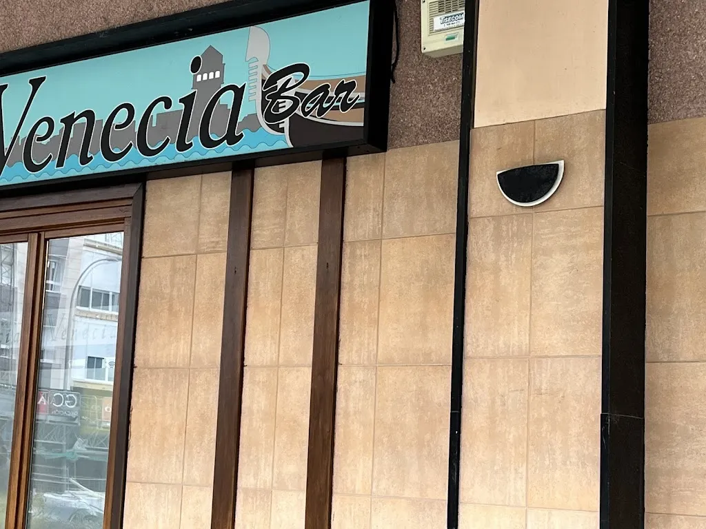 francisco Usubiaga_Venecia Bar_Barañáin_review