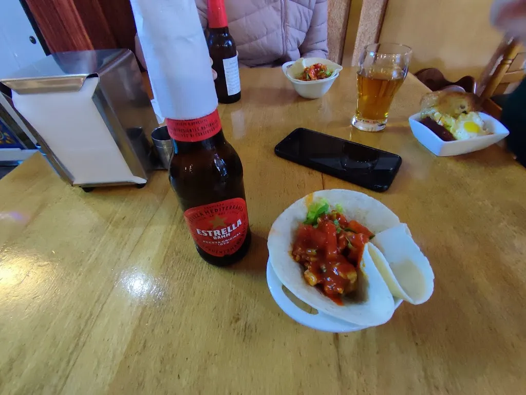 RUBÉN PALACIOS_Bar Alykris_Barañáin_review