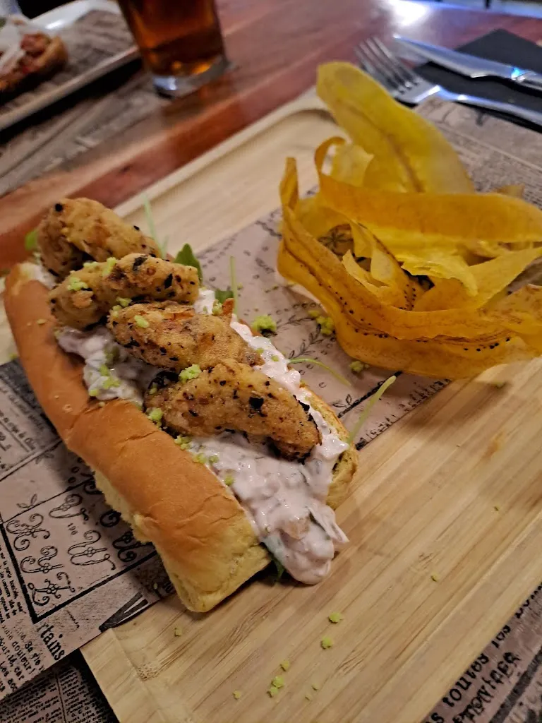 Nuria Almendro_Tal para Cual_Barañáin_review