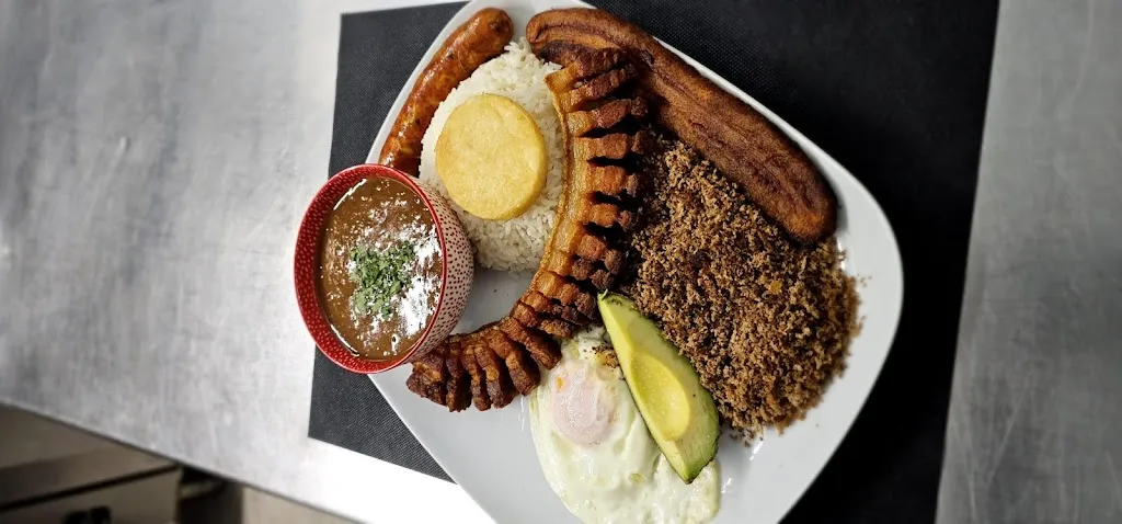 Menu_La Cuchara Latina Restaurante_Barañáin_image_6