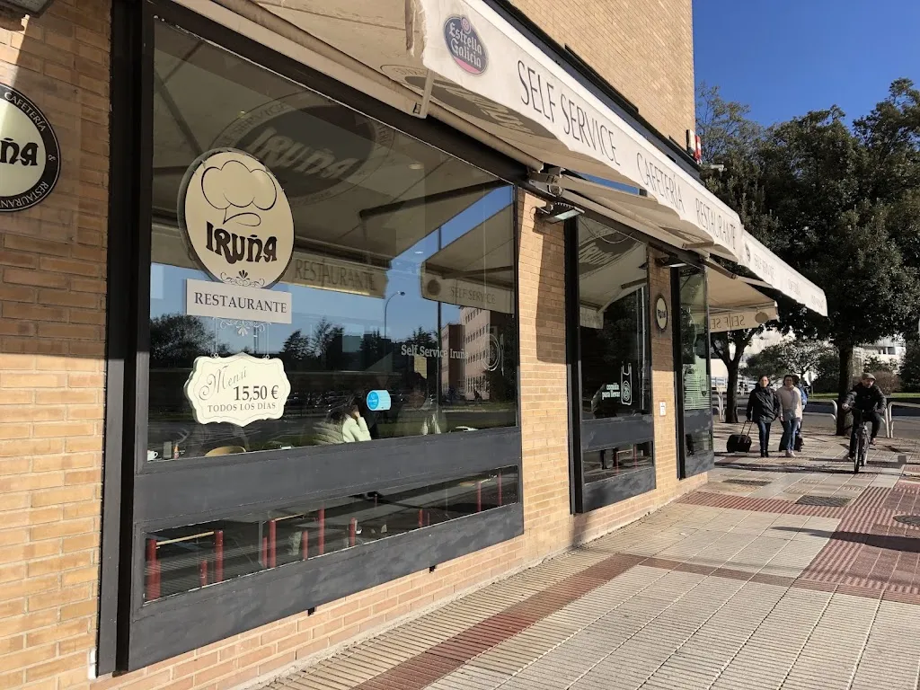 Iruña Jatetxea restaurant in Barañáin