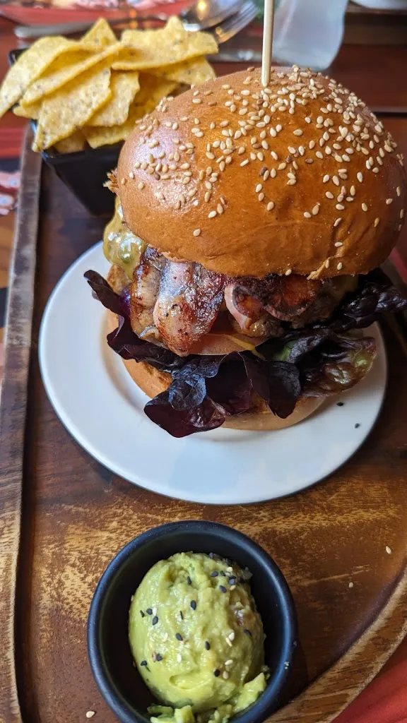 Menu_More than Burgers_Barañáin_image_6