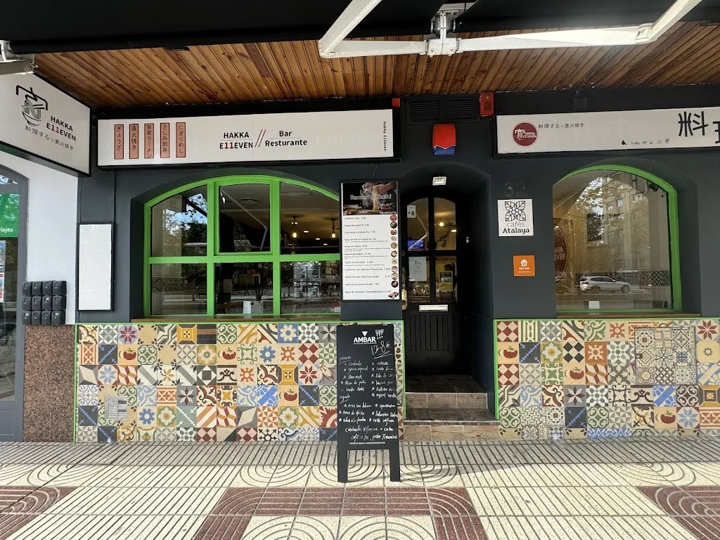 Bar Restaurante Hakka E11even restaurant in Barañáin