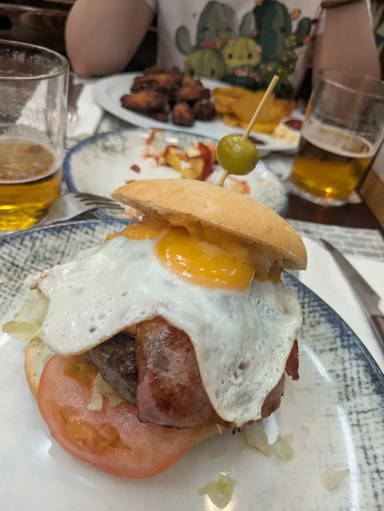 Alejandro Hurtado_Bar 40 Ligues_Cintruénigo_review