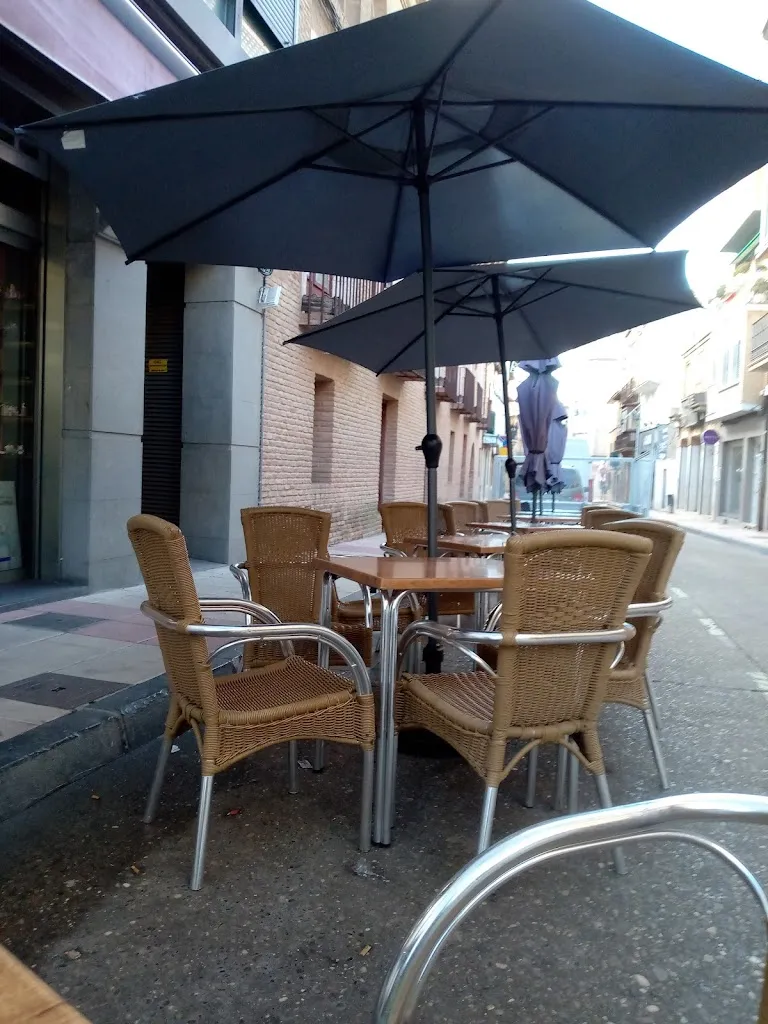 francisco Val_Cafetería Azúcar y canela_Cintruénigo_review