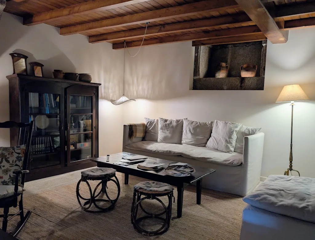 Carlos Handford Gallego_Arrueiro_Cabana de Bergantiños_recensione