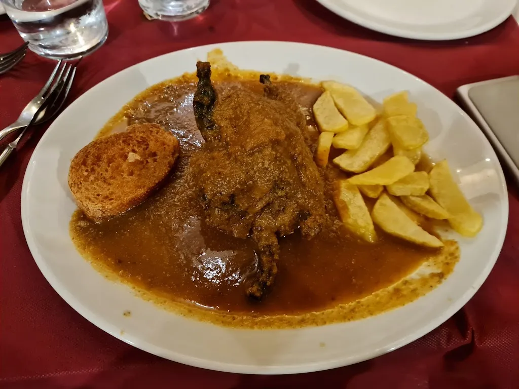 Roberto Acosta González_Leyre_Elorz_review