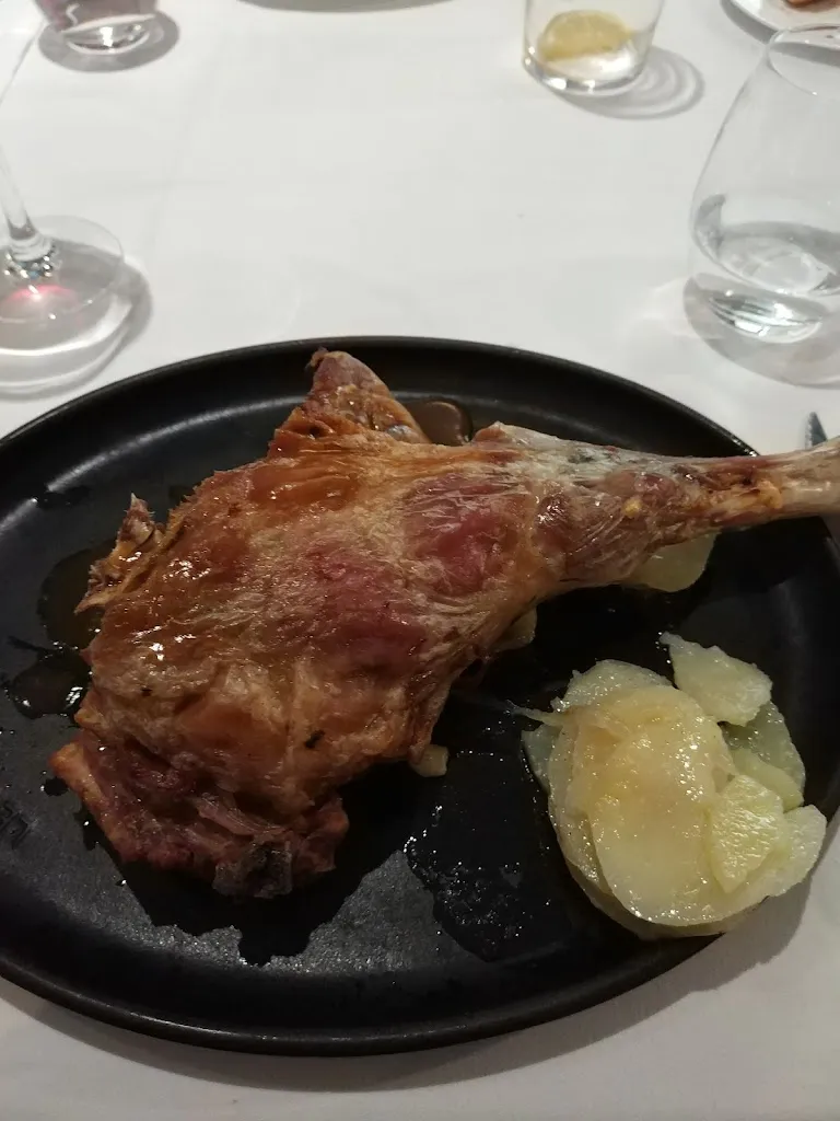 Imanol Pérez Iriarte_La Hacienda Mutilva_Elorz_review