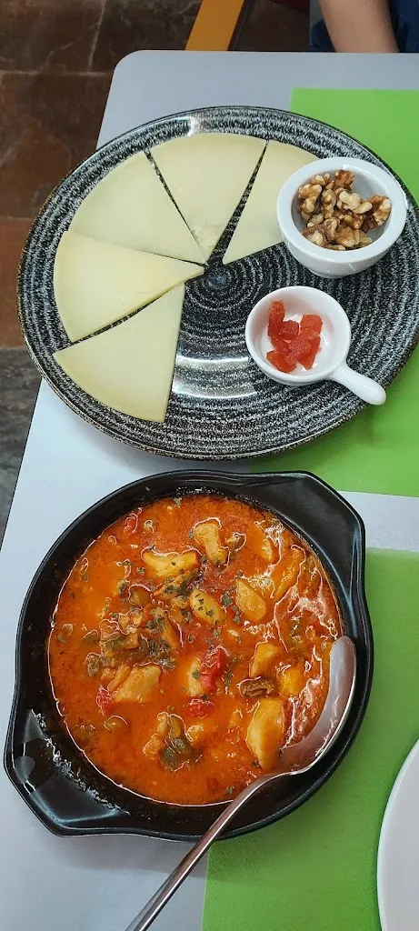 J Suk_Restaurante El Rincón de la Joyosa_Elorz_review