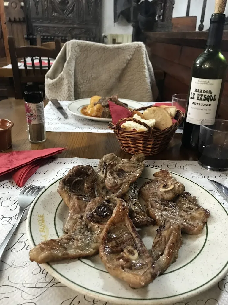 Joel C_BAR ASADOR LA BASQUE RESTAURANTE._Etxalar_review