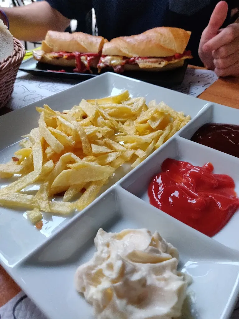 Menu_Elutsa Ostatua Restaurante Estanco_Etxalar_image_9