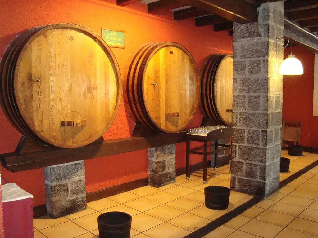 Asador Sidrería Kixkia_Gallués/Galoze_slider_image_1