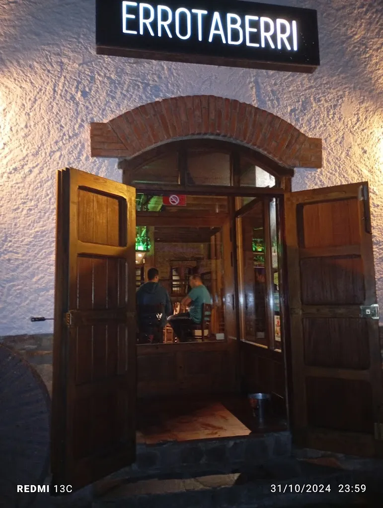 Errotaberri Taberna Asador restaurant in Gallués/Galoze