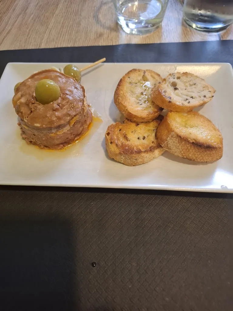 Miguel Saunion_Herriko Etxea_Garaioa_review