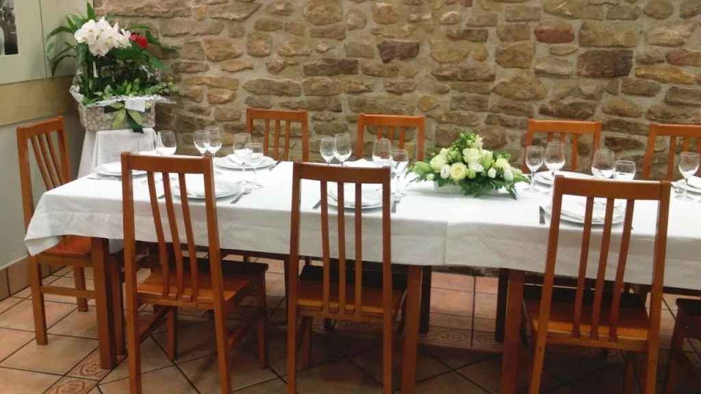 Bar-Restaurante Ángel restaurant in Garínoain