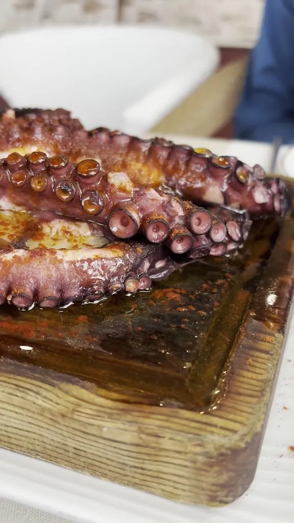 Restaurante Mar De Fondo _Cabana de Bergantiños_slider_image_2