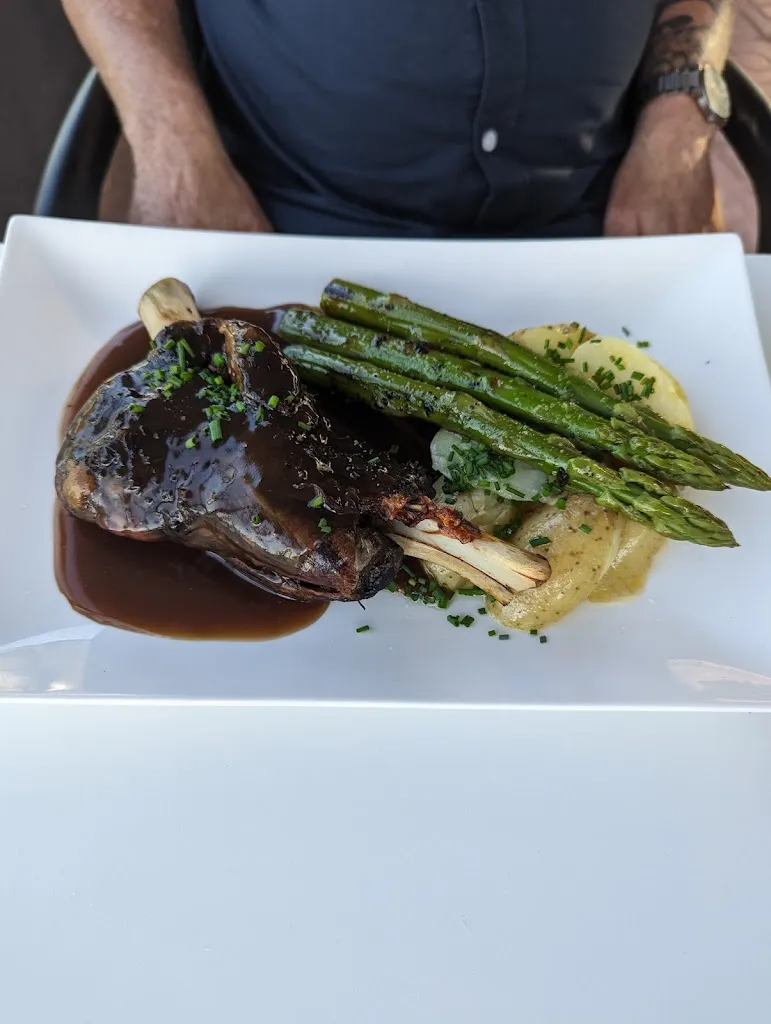 Pimientos Restaurant, Terrace & Wine Shop_San Miguel de Salinas_slider_image_3